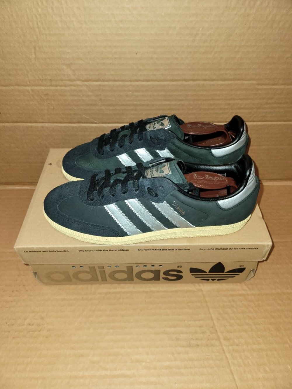 Adidas Originals Women's Black/Silver/Yellow Samba OG Sneakers IE8128 Size 8.5 - Picture 3 of 16